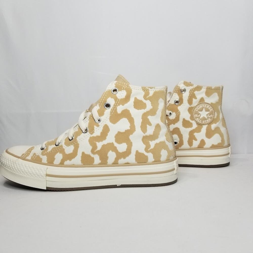 Converse Women's  CTAS Lift Hi Top Women Size 7 Leopard Print   A11112C NWT